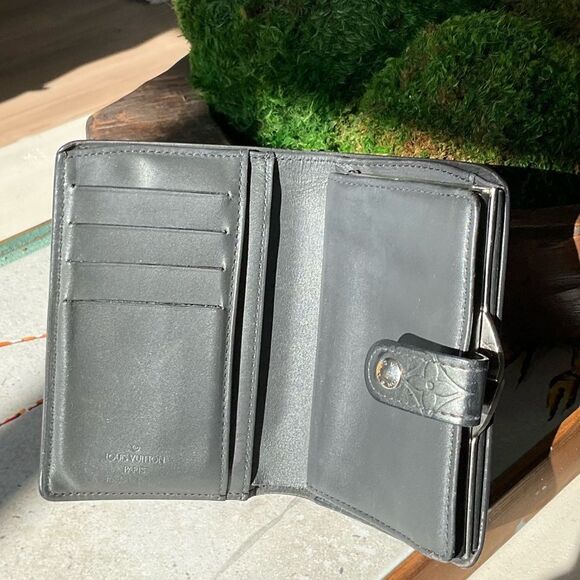 LOUIS VUITTON Mat Monogram French purse wallet Gris - Picture 4 of 5